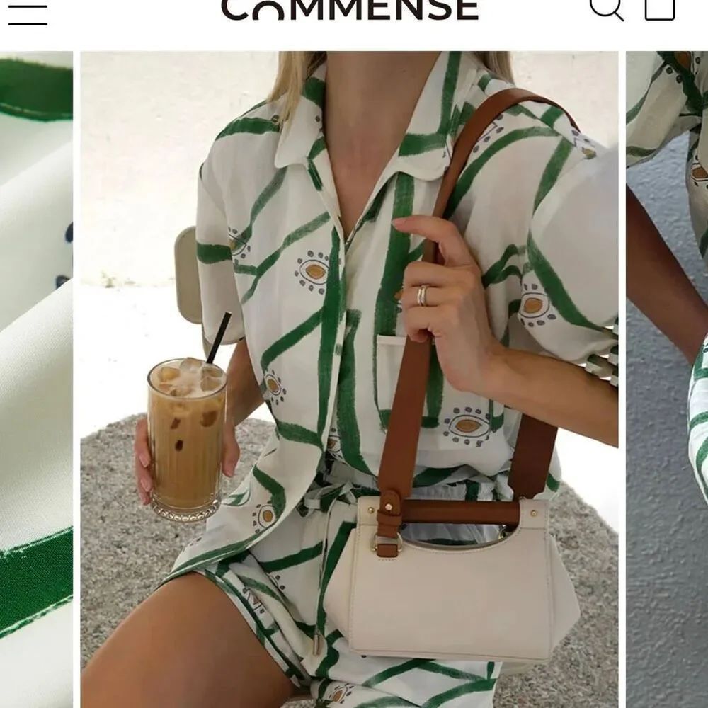 Commense Printed short sleeve button down blouse size xs